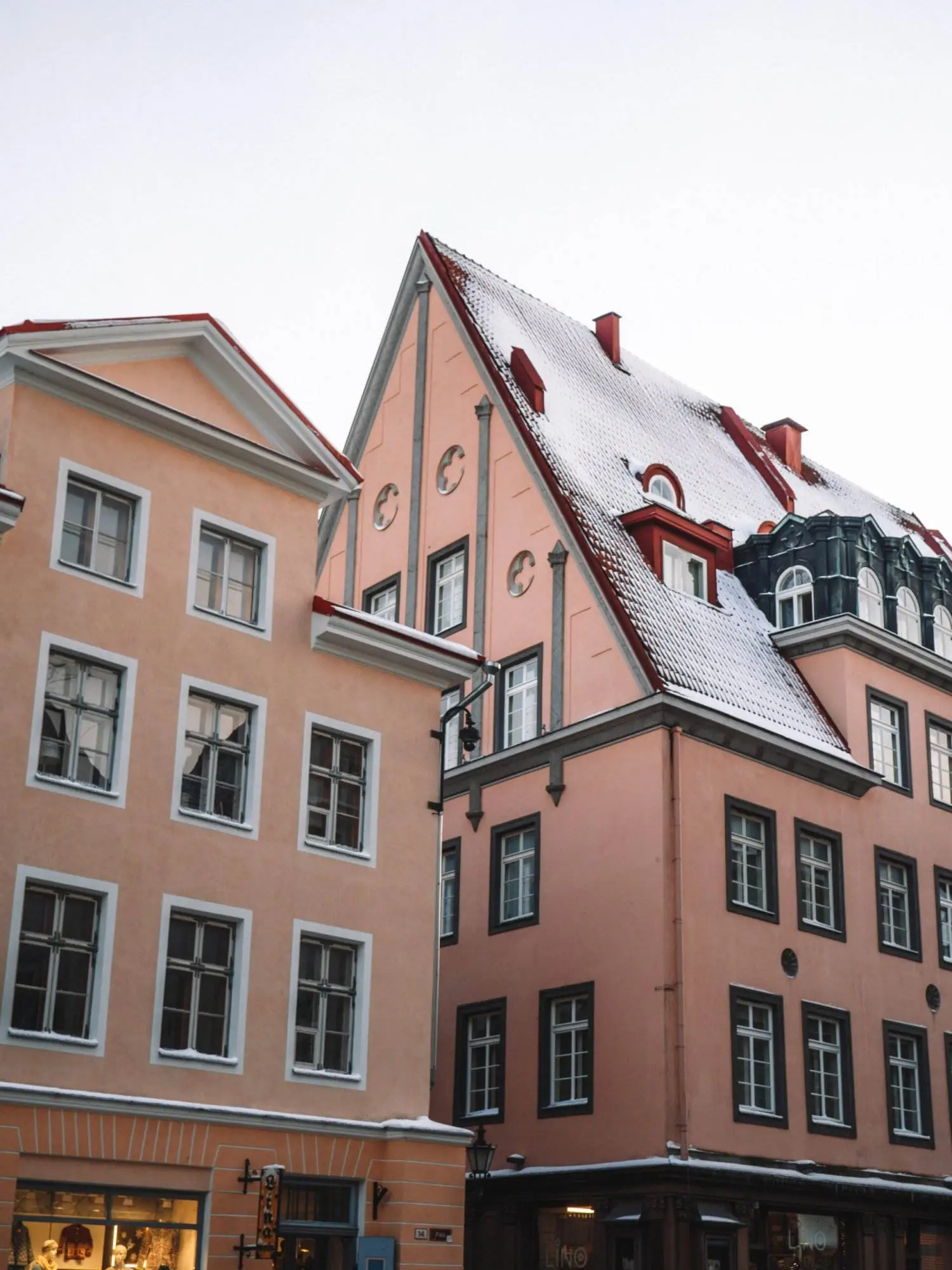 TALLINN WEEKEND TRAVEL GUIDE