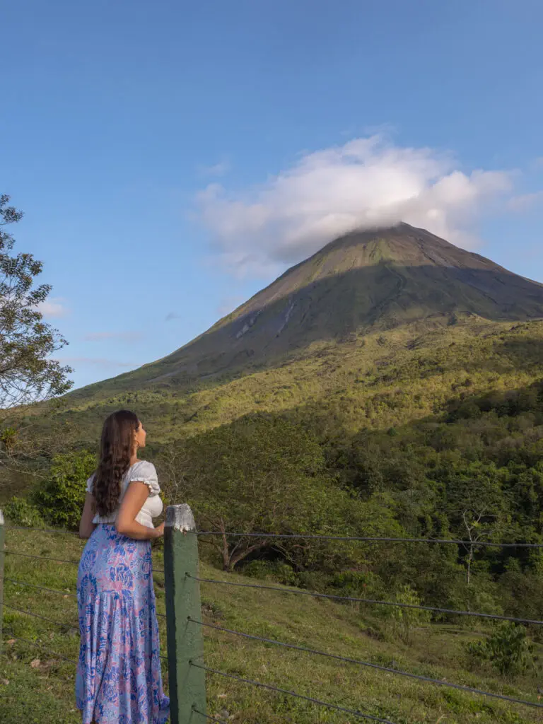 THE BEST FIRST TIME SOLO TRAVEL DESTINATIONS - COSTA RICA